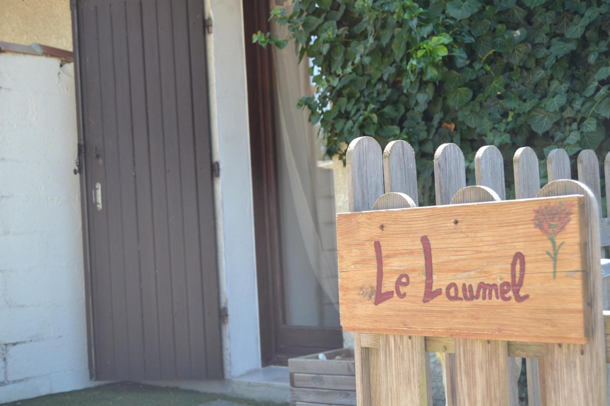 Le Gite De La Lombriere Saint-Denis-de-Pile ภายนอก รูปภาพ