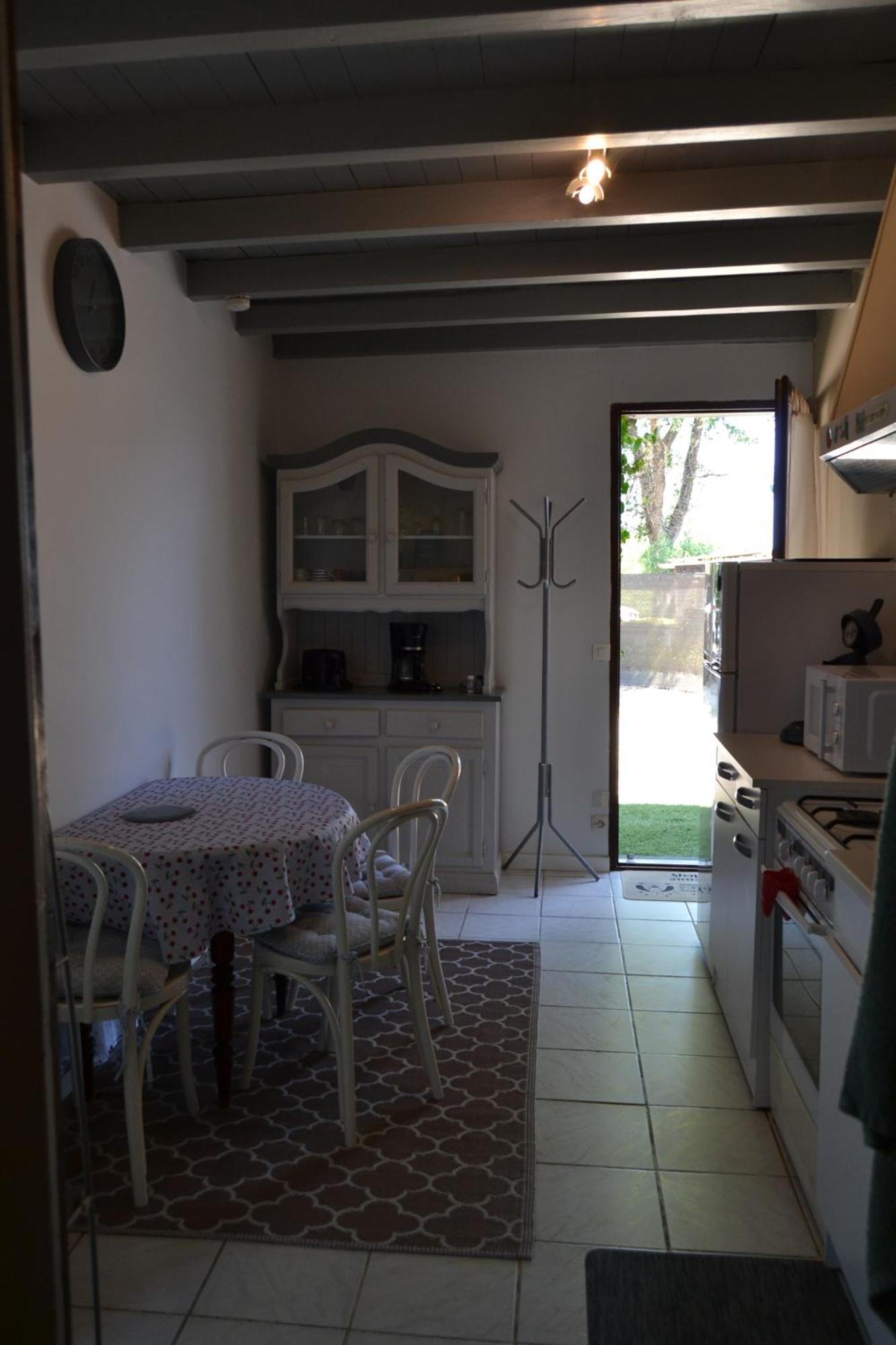 Le Gite De La Lombriere Saint-Denis-de-Pile ภายนอก รูปภาพ