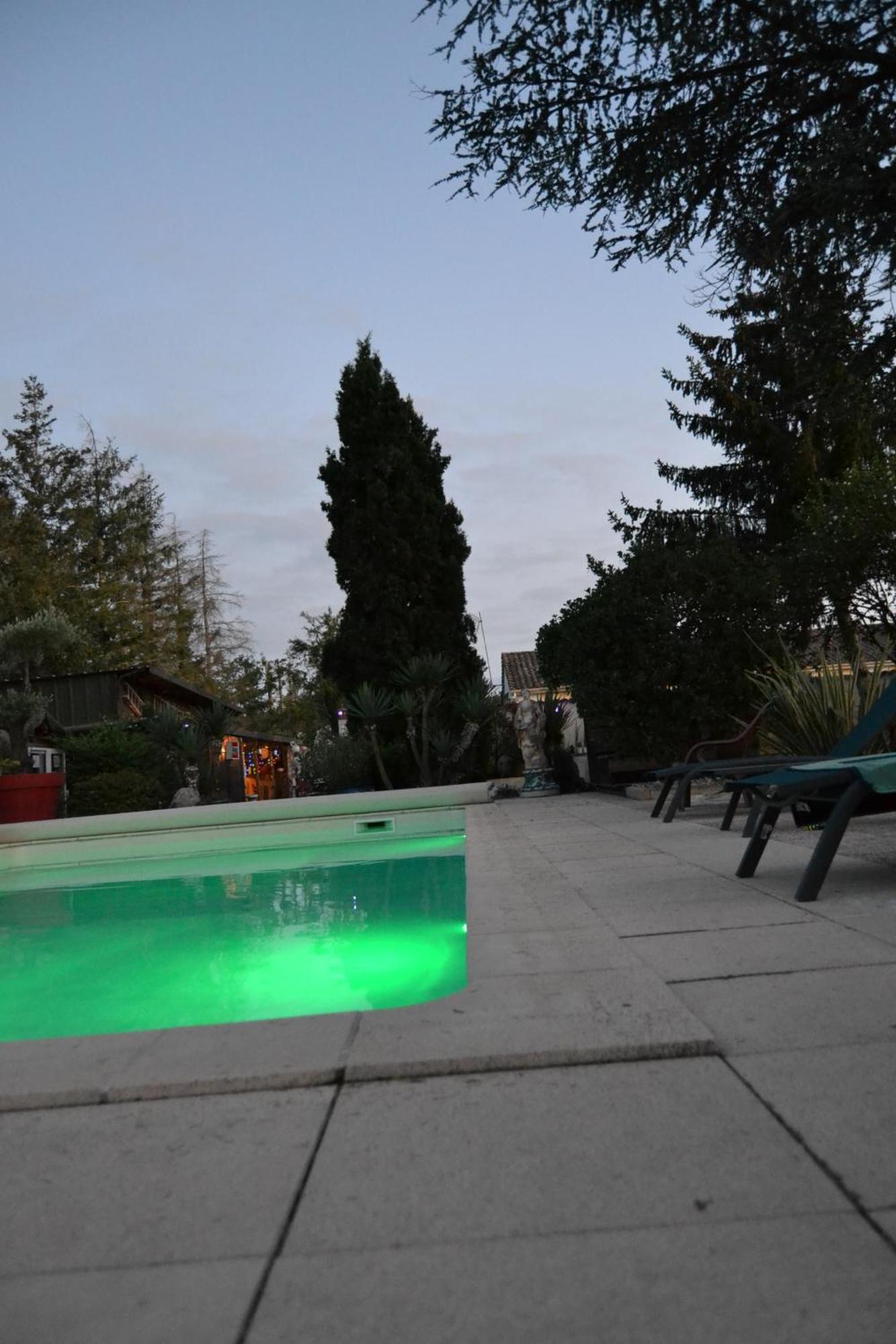 Le Gite De La Lombriere Saint-Denis-de-Pile ภายนอก รูปภาพ