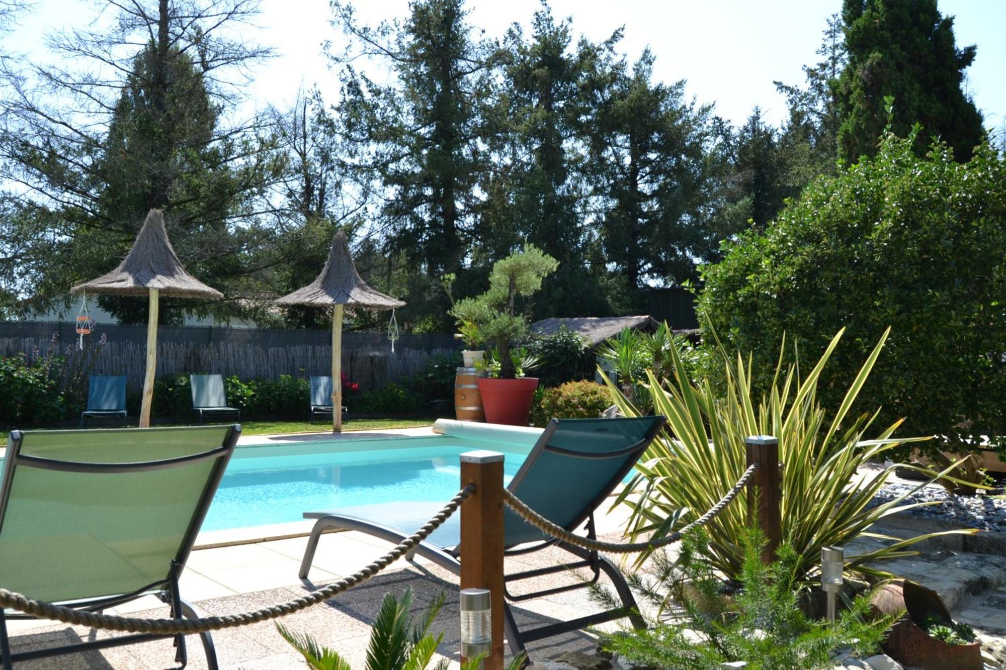 Le Gite De La Lombriere Saint-Denis-de-Pile ภายนอก รูปภาพ